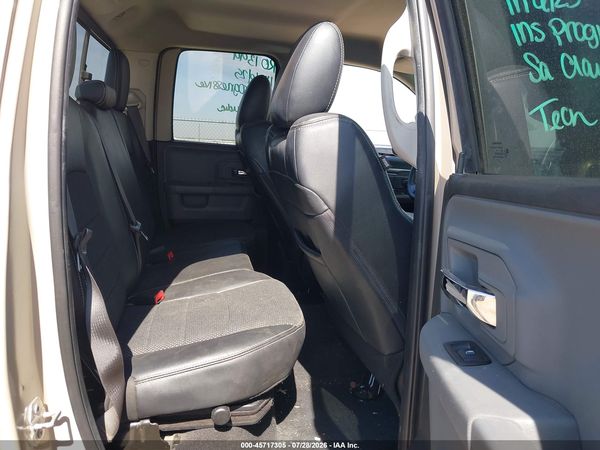 2019 RAM 1500 CLASSIC WARLOCK  4X2 6'4 BOX