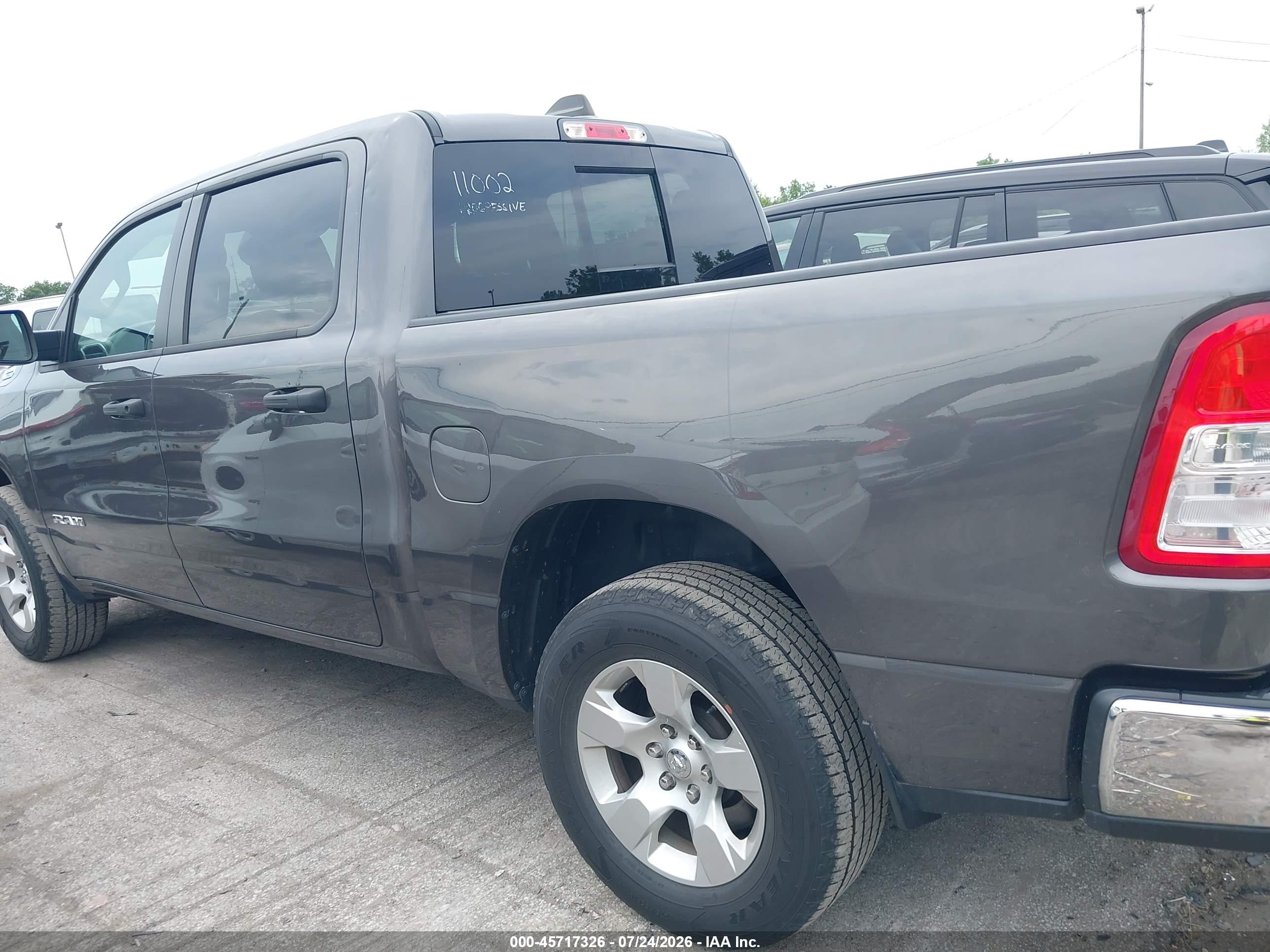 2023 RAM 1500 BIG HORN  4X4 5'7 BOX