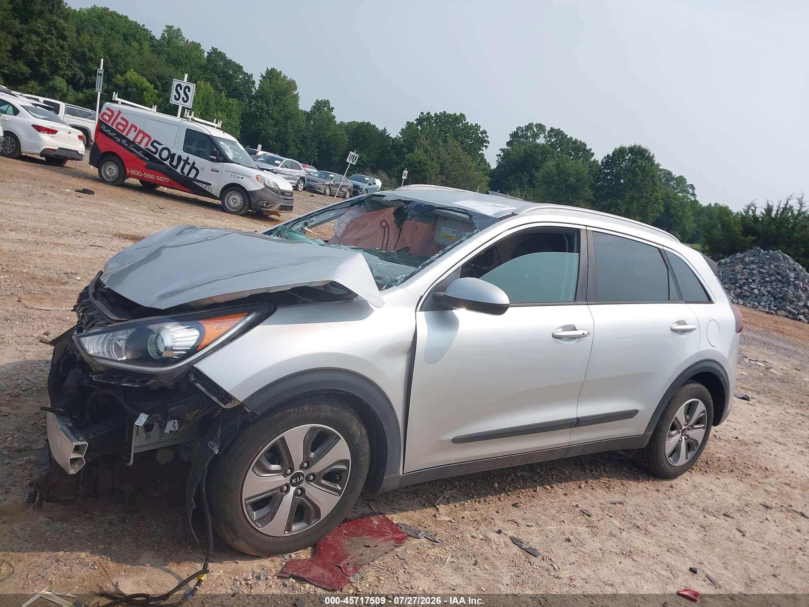 2019 KIA NIRO LX