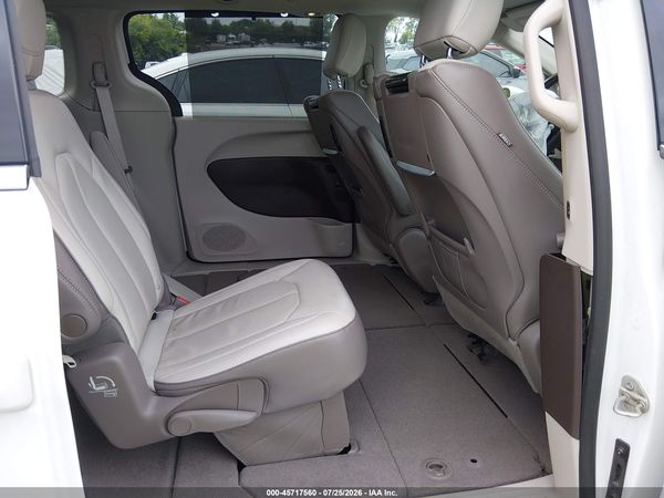 2019 CHRYSLER PACIFICA TOURING L PLUS