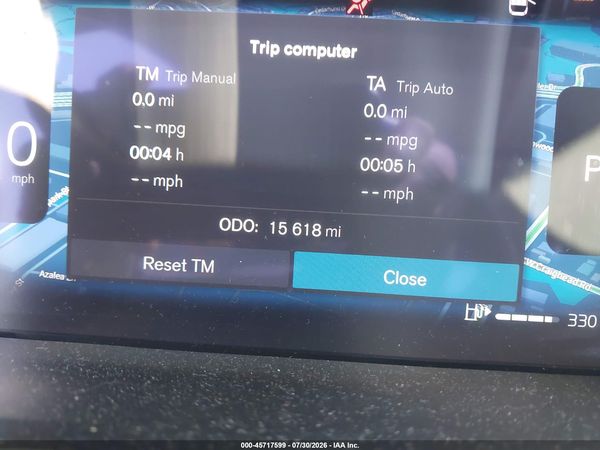 2025 VOLVO XC40 B5 PLUS BRIGHT THEME