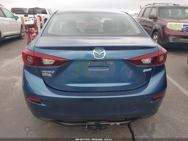2018 MAZDA MAZDA3 TOURING