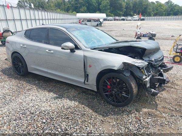 2019 KIA STINGER GT2