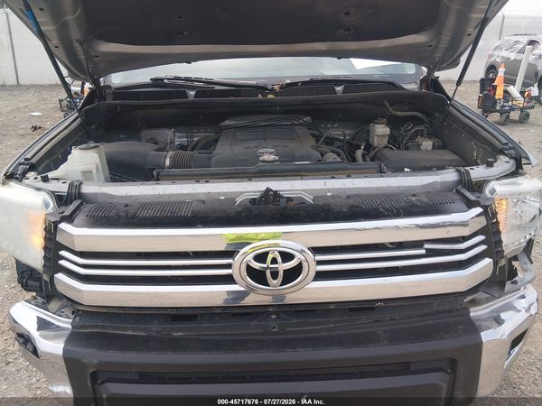 2017 TOYOTA TUNDRA SR5 5.7L V8