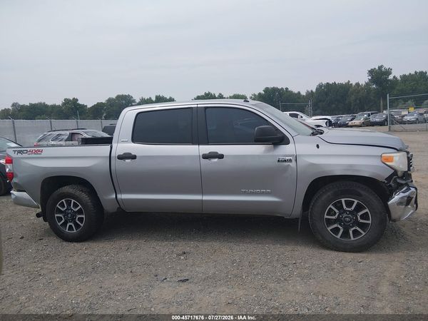 2017 TOYOTA TUNDRA SR5 5.7L V8