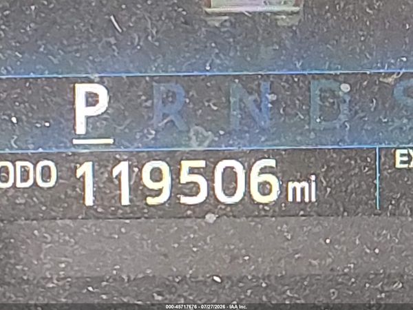 2017 TOYOTA TUNDRA SR5 5.7L V8