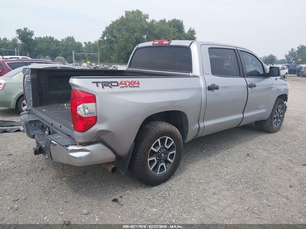 2017 TOYOTA TUNDRA SR5 5.7L V8