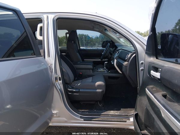 2017 TOYOTA TUNDRA SR5 5.7L V8
