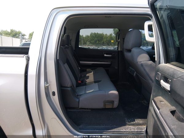 2017 TOYOTA TUNDRA SR5 5.7L V8