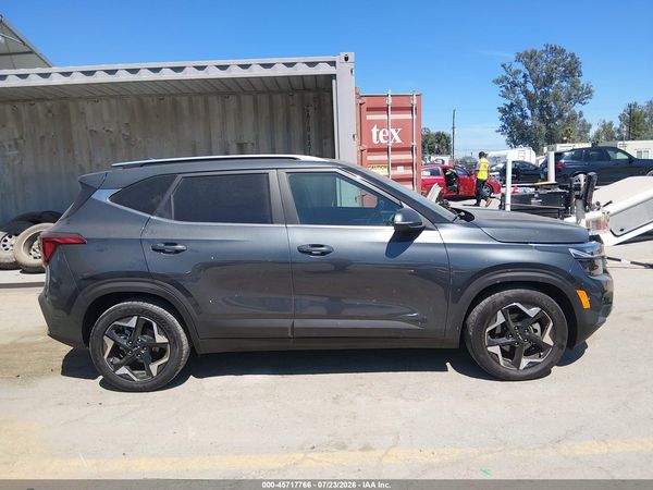 2025 KIA SELTOS EX