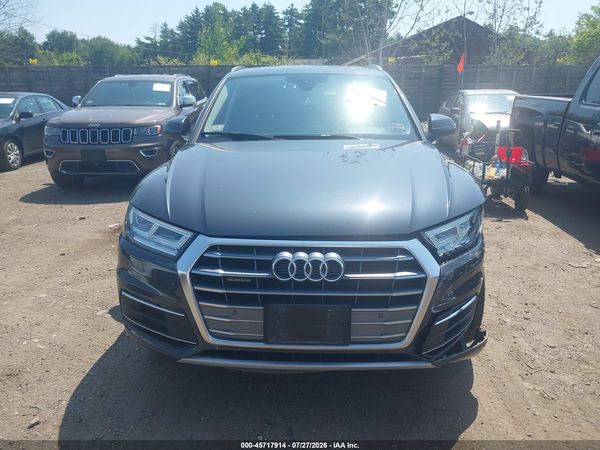 2020 AUDI Q5
