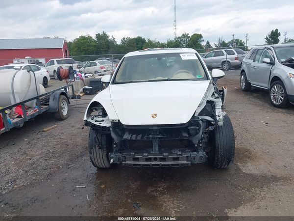 2012 PORSCHE CAYENNE