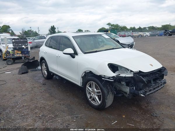 2012 PORSCHE CAYENNE