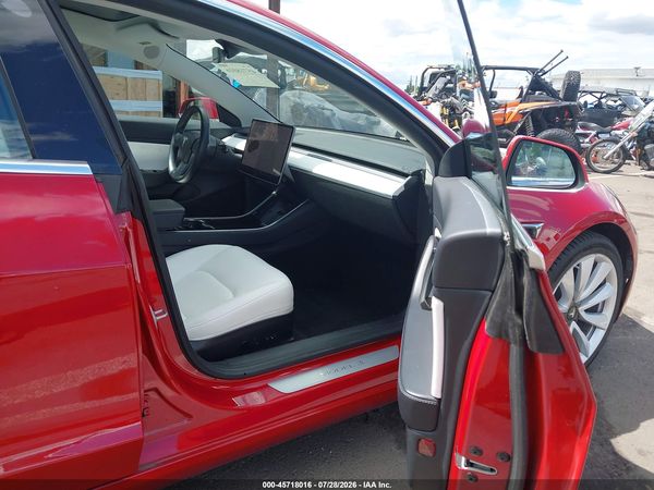 2018 TESLA MODEL 3 LONG RANGE/PERFORMANCE