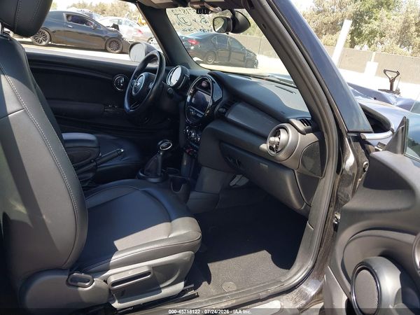 2019 MINI CONVERTIBLE COOPER