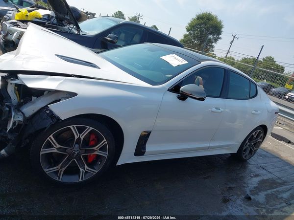 2020 KIA STINGER GT1