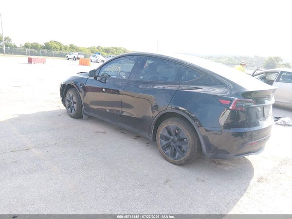 2025 TESLA MODEL Y