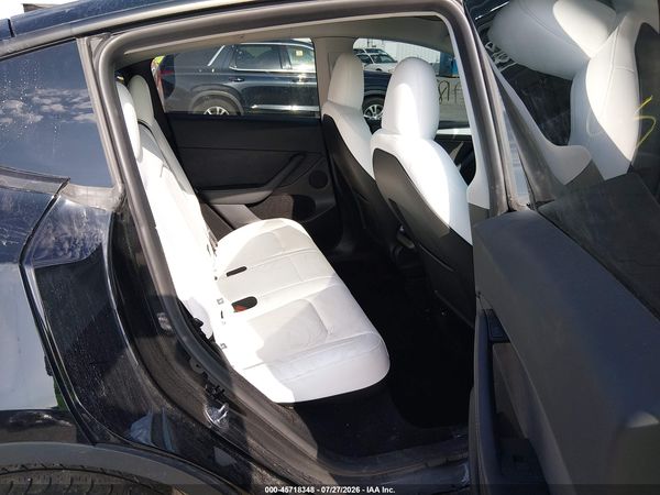 2025 TESLA MODEL Y