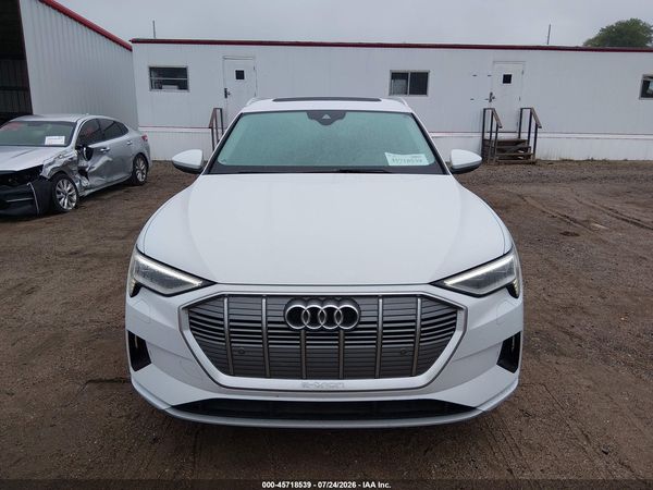 2021 AUDI E-TRON PREMIUM QUATTRO