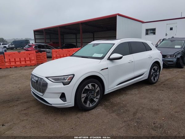 2021 AUDI E-TRON PREMIUM QUATTRO