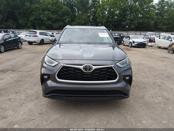 2025 TOYOTA HIGHLANDER XLE