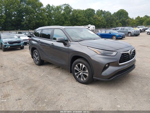 2025 TOYOTA HIGHLANDER XLE