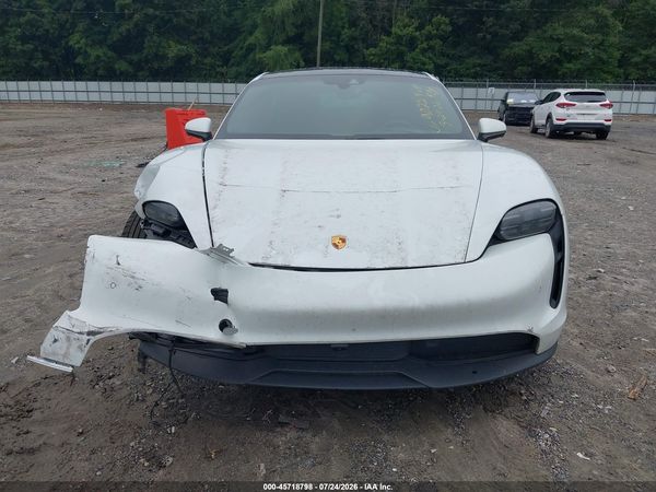 2021 PORSCHE TAYCAN