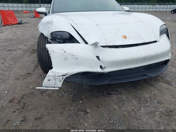 2021 PORSCHE TAYCAN