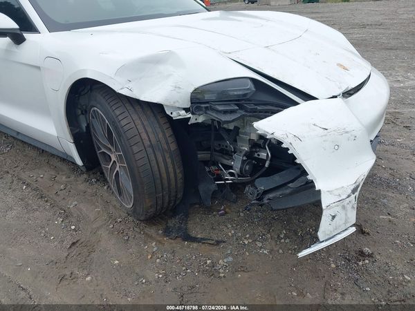 2021 PORSCHE TAYCAN
