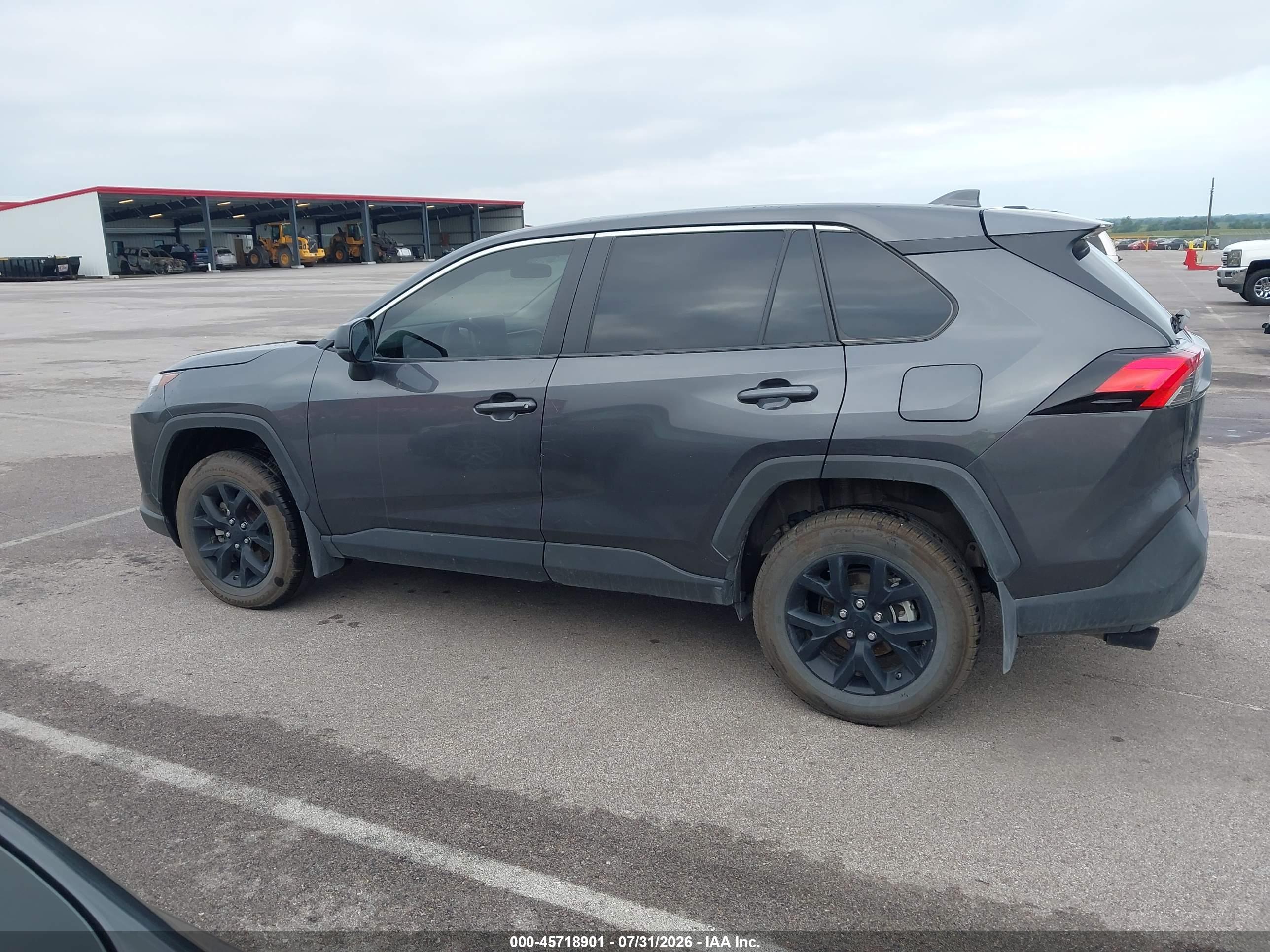 2025 TOYOTA RAV4 LE