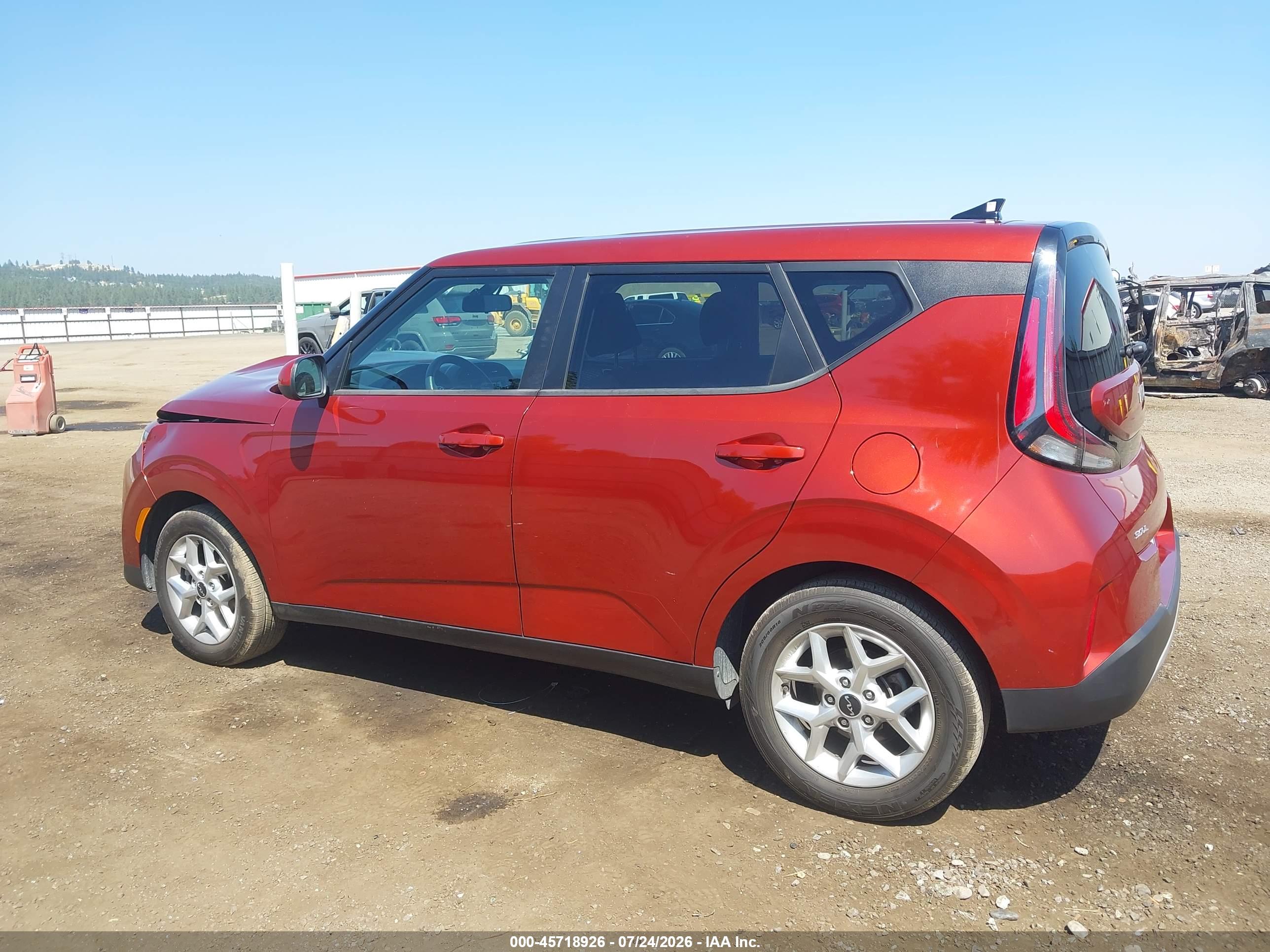 2025 KIA SOUL LX