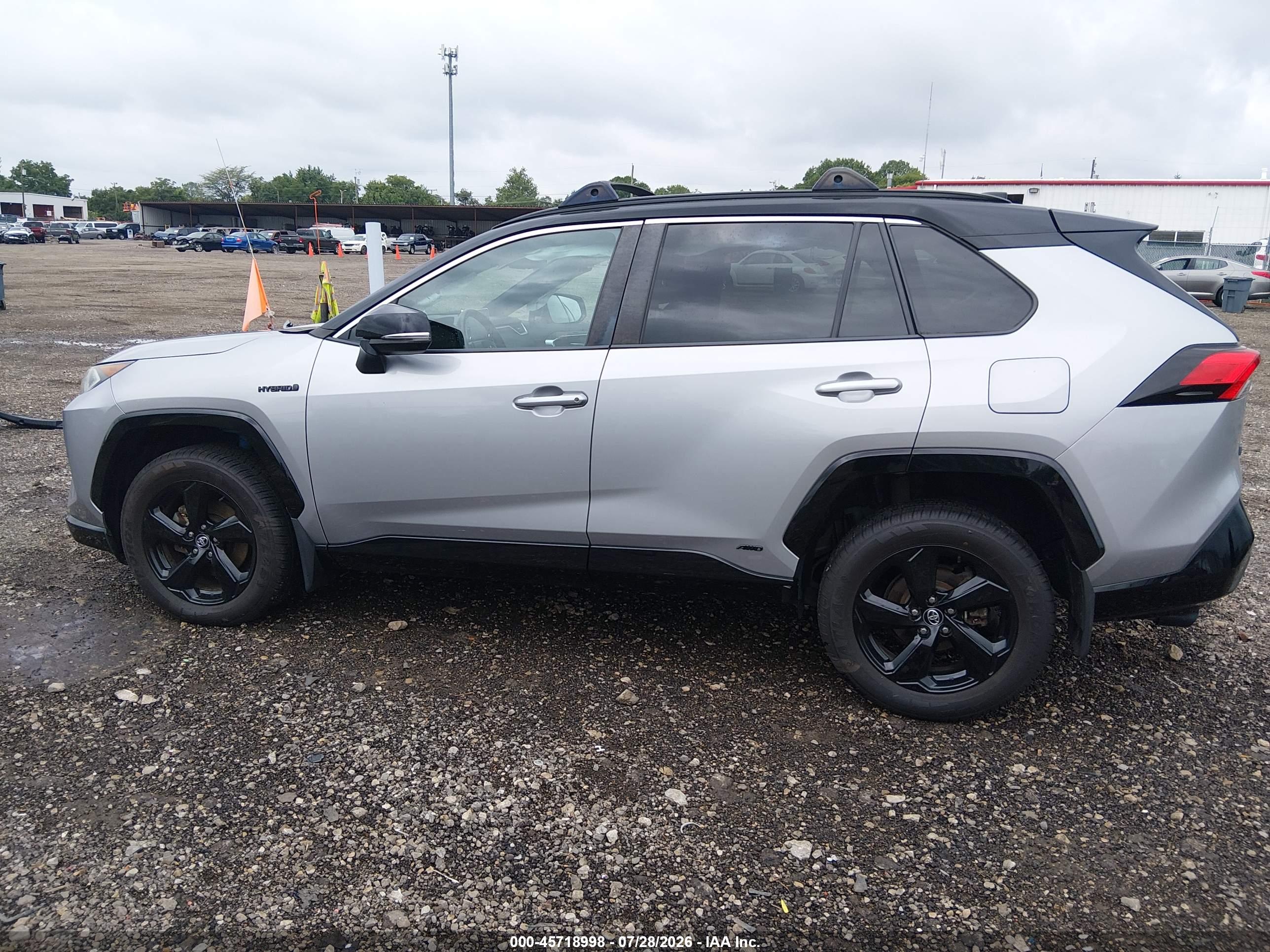 2021 TOYOTA RAV4 HYBRID XSE