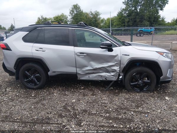 2021 TOYOTA RAV4 HYBRID XSE
