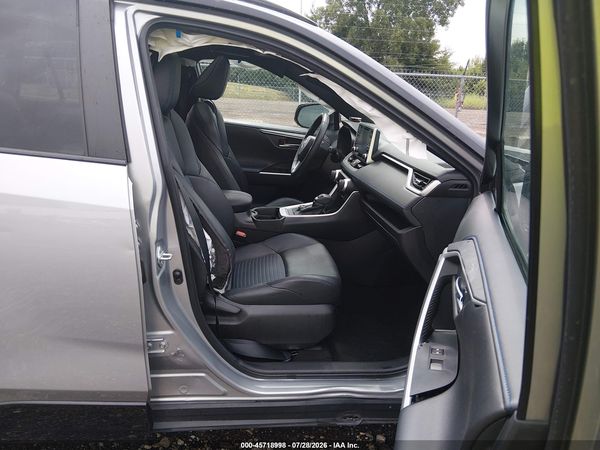 2021 TOYOTA RAV4 HYBRID XSE