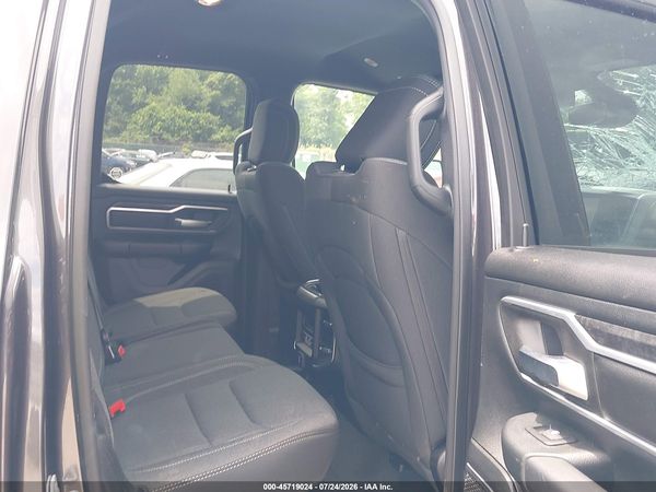 2021 RAM 1500 BIG HORN  4X4 6'4 BOX