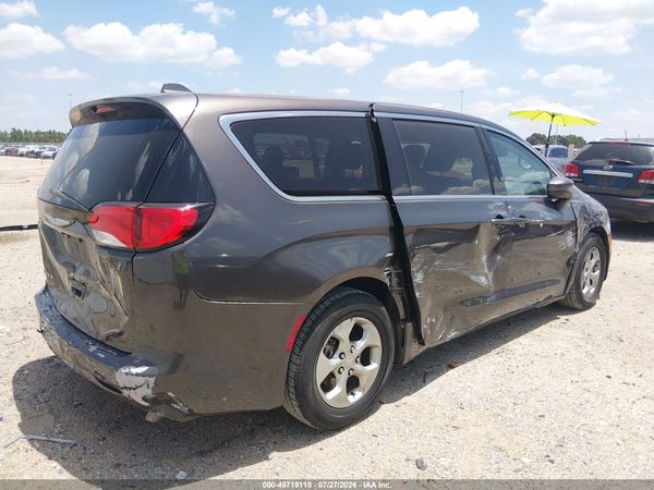 2017 CHRYSLER PACIFICA LX