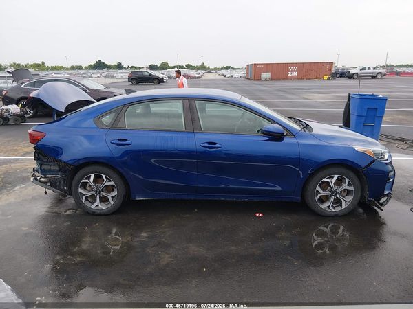 2019 KIA FORTE LXS