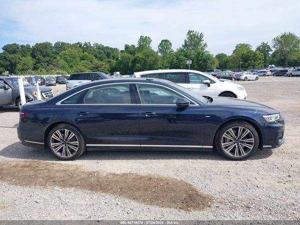 2024 AUDI A8