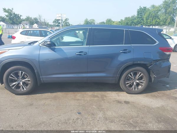 2017 TOYOTA HIGHLANDER