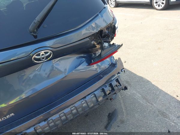 2017 TOYOTA HIGHLANDER LE PLUS