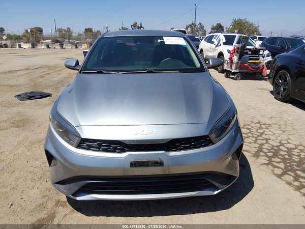 2022 KIA FORTE LXS