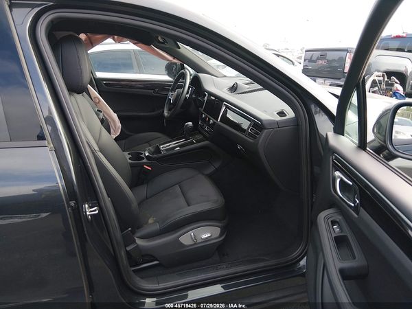 2024 PORSCHE MACAN T