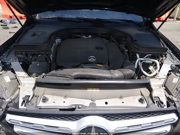 2022 MERCEDES-BENZ GLC 300 4MATIC SUV