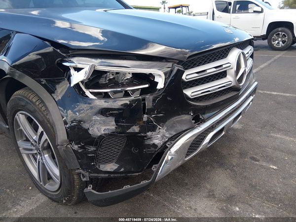 2022 MERCEDES-BENZ GLC 300 4MATIC SUV