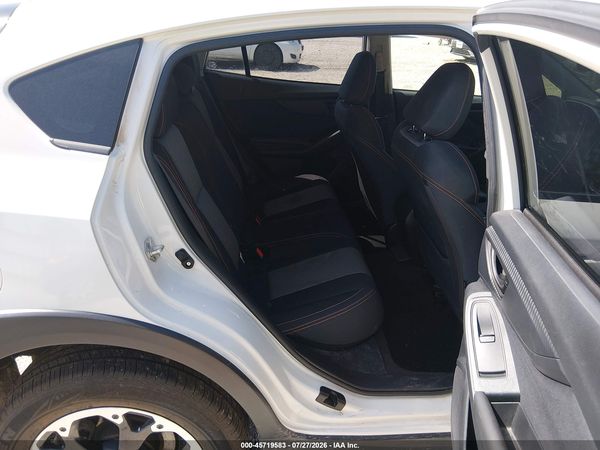 2022 SUBARU CROSSTREK PREMIUM — I8