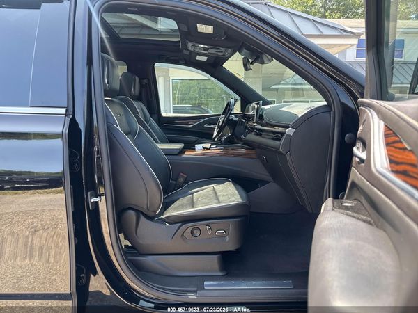 2022 CADILLAC ESCALADE ESV 4WD PREMIUM LUXURY