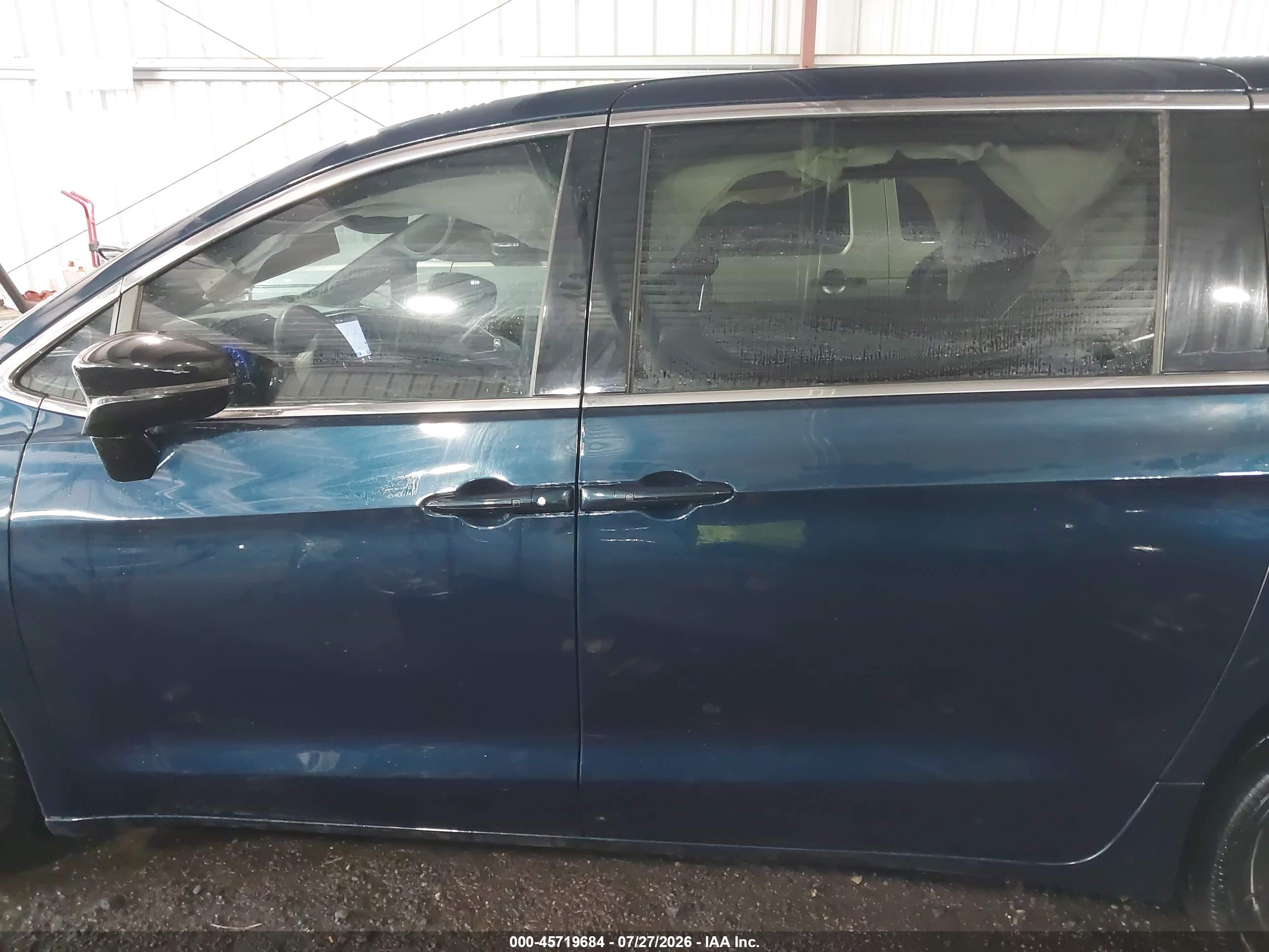 2024 CHRYSLER PACIFICA TOURING