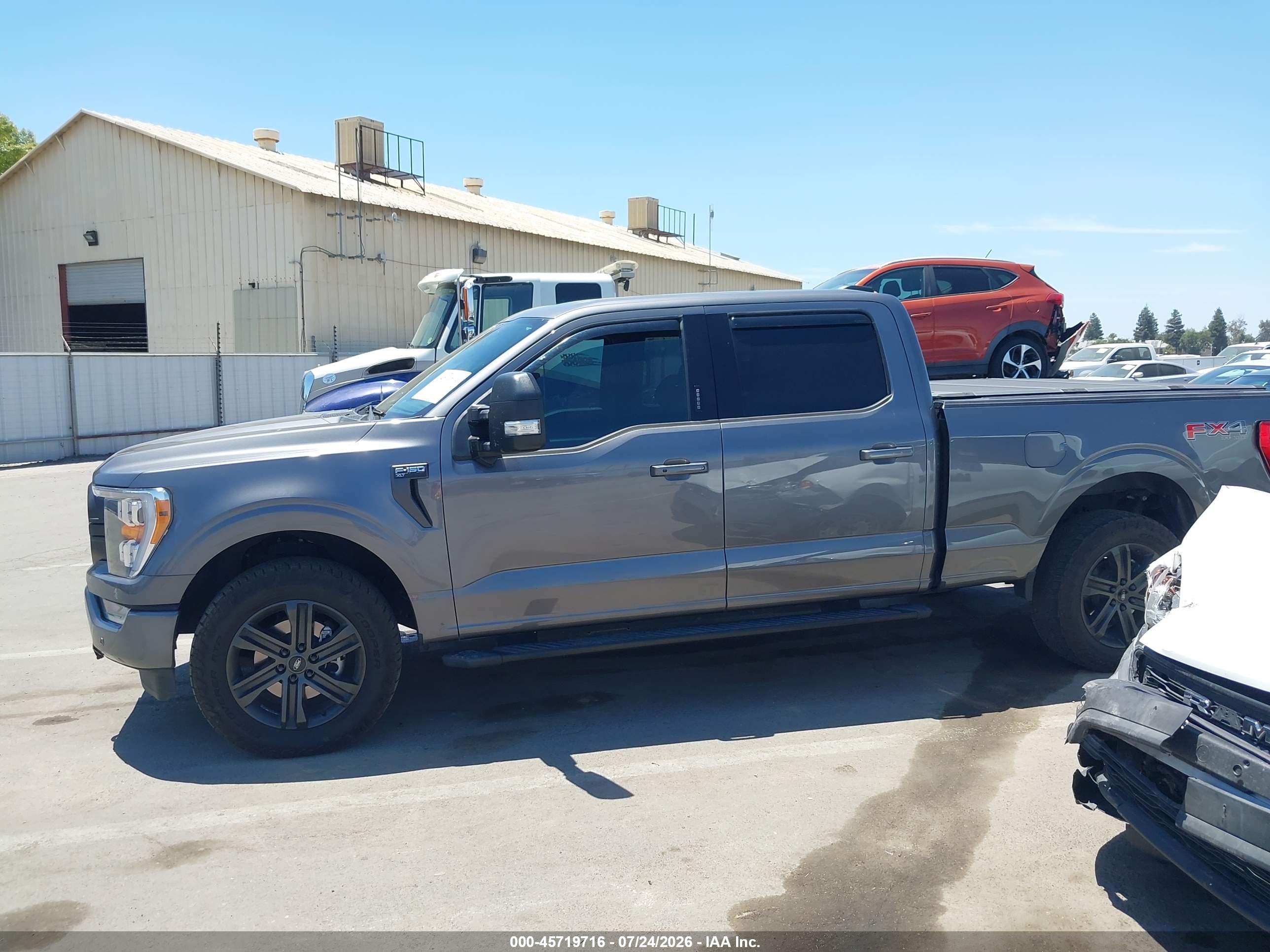 2022 FORD F-150 XLT