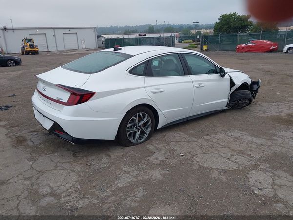 2022 HYUNDAI SONATA SEL