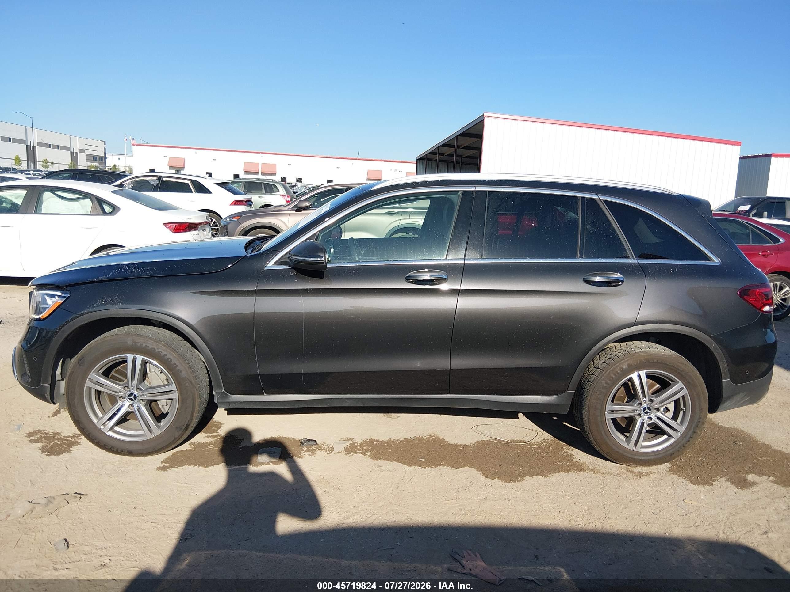 2022 MERCEDES-BENZ GLC 300 4MATIC SUV